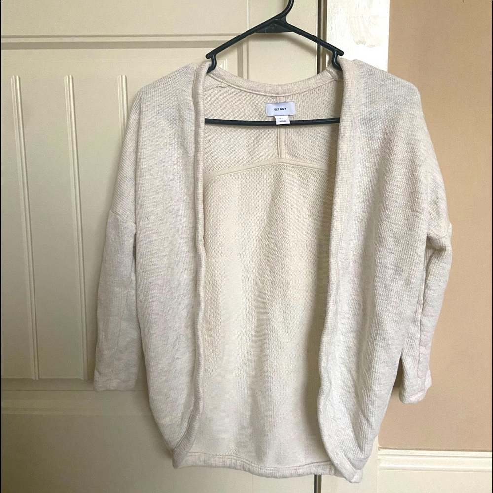 Old navy cream cardigan size M (in kids/juniors)